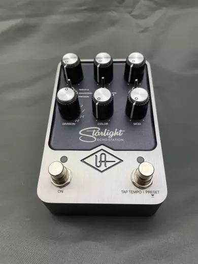Starlight Echo Station Stereo Delay Pedal